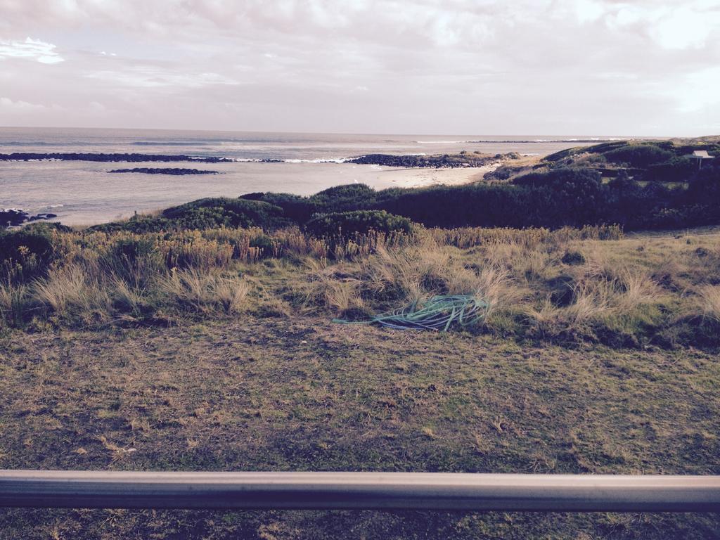 Wytonia Beachfront Accommodation Port Fairy Ruang foto